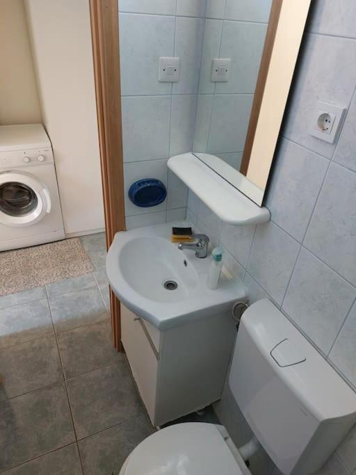 Matija I Bartol Apartment Pirovac Bagian luar foto